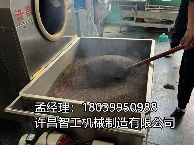 河北客戶來廠試機，芝麻炒制飄香！